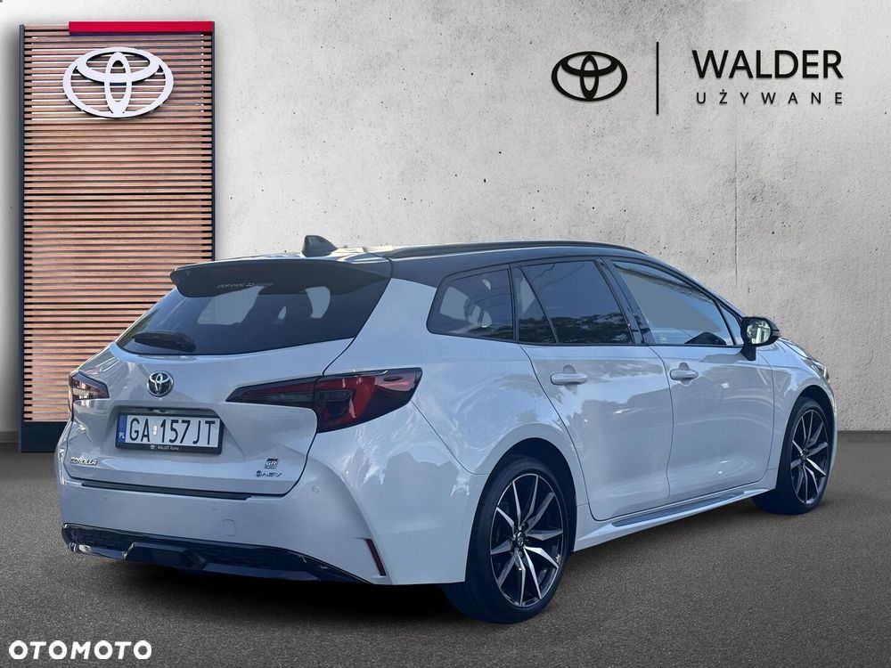 Toyota Corolla 2.0 Hybrid GR Sport Dynamic - 5
