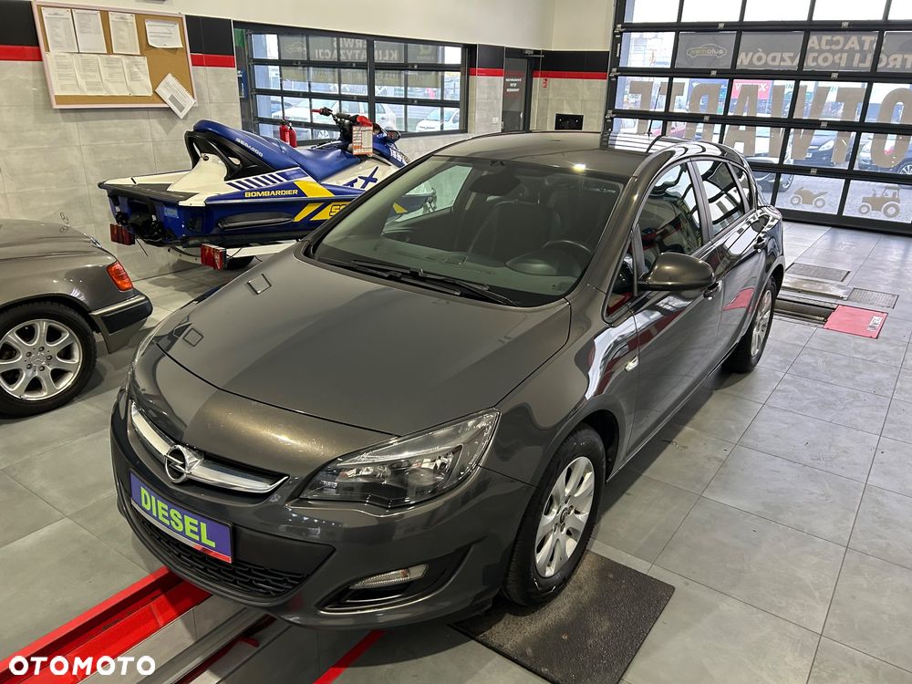 Opel Astra 1.6 D (CDTI) Start/Stop Business - 2