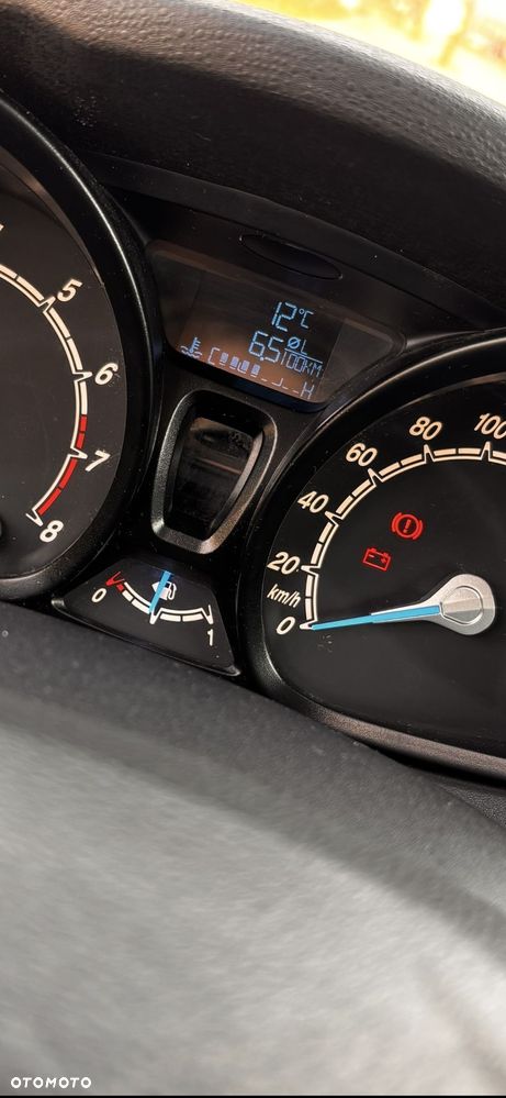 Ford Fiesta 1.4 Trend - 30