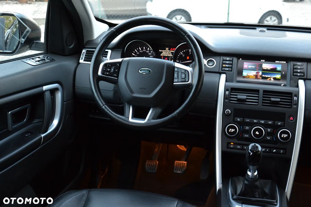 Land Rover Discovery Sport - 21