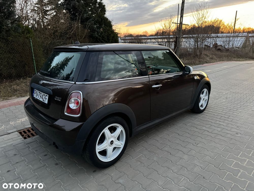 MINI ONE Brick Lane - 29