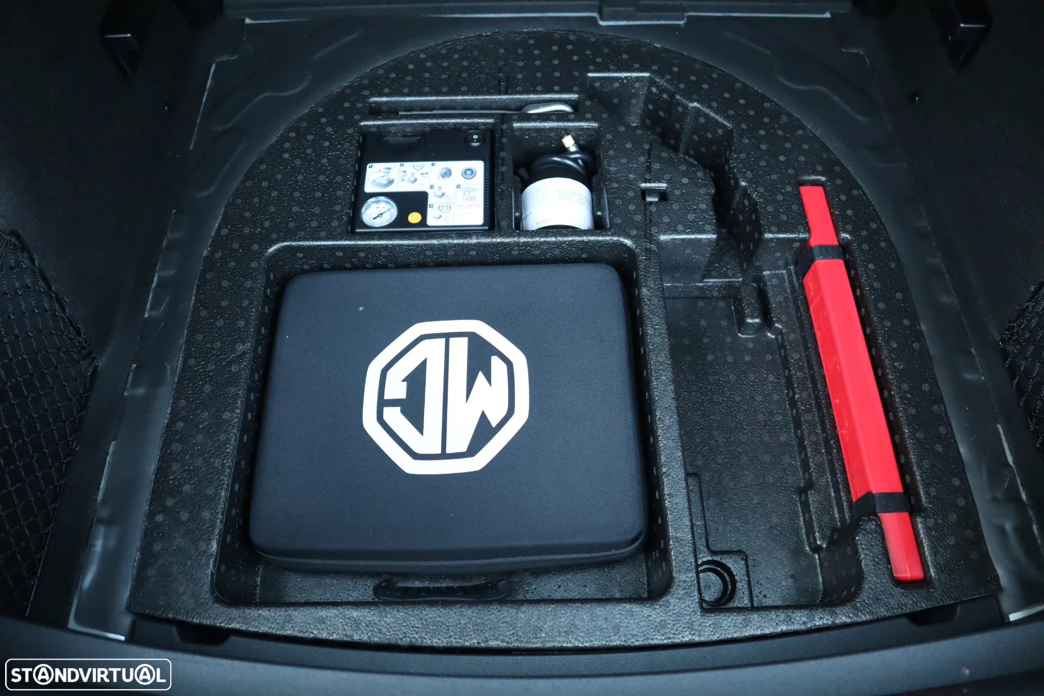 MG ZS EV 72.6 kWh Luxury - 14