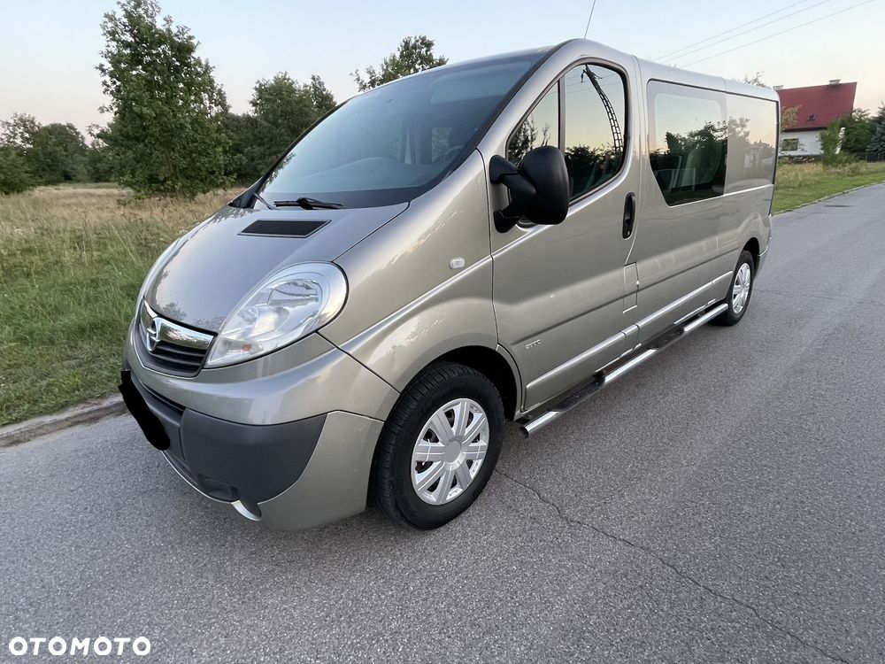 Opel Vivaro - 2