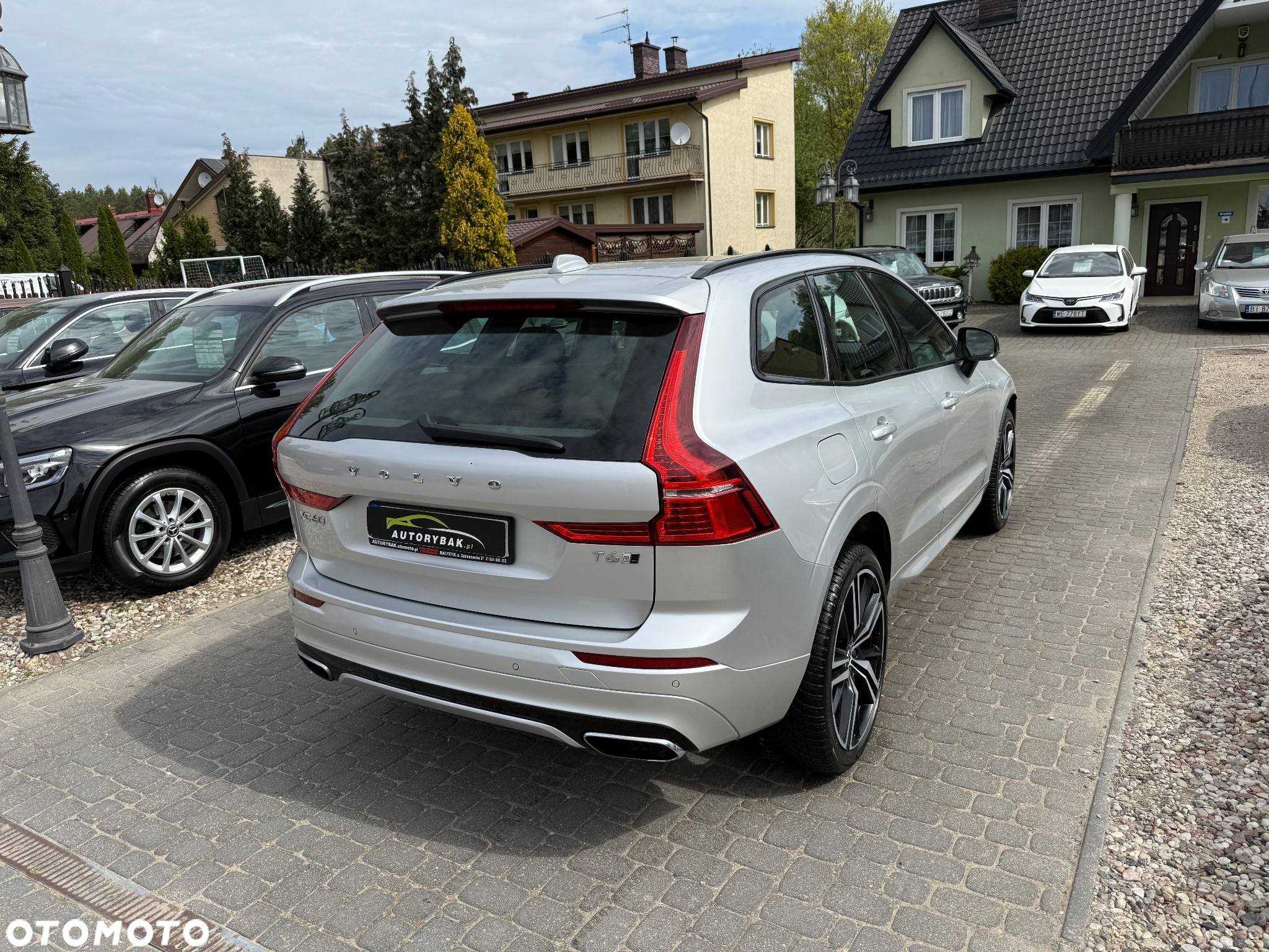 Volvo XC 60 T6 AWD R-Design - 36