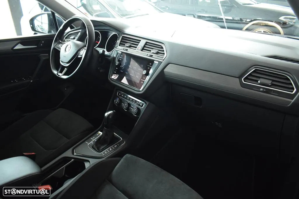 VW Tiguan Allspace 2.0 TDI Confortline DSG - 38