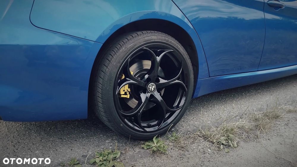 Alfa Romeo Giulia 2.0 Turbo Veloce Q4 - 15