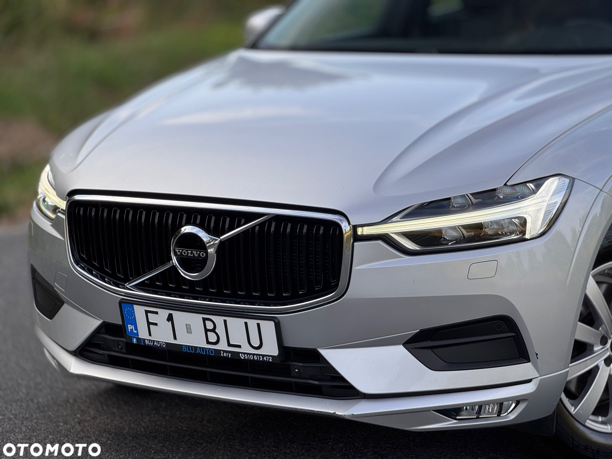 Volvo XC 60 D4 AWD Geartronic Momentum - 4