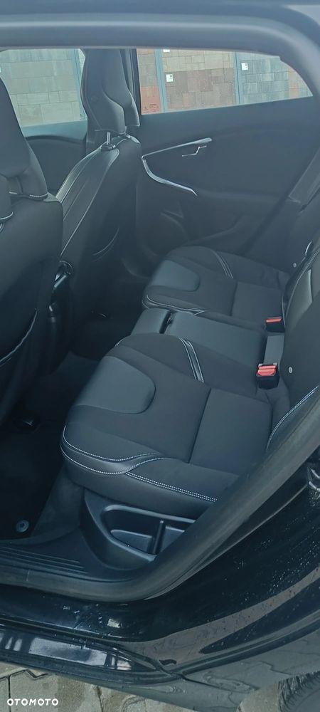 Volvo V40 - 14