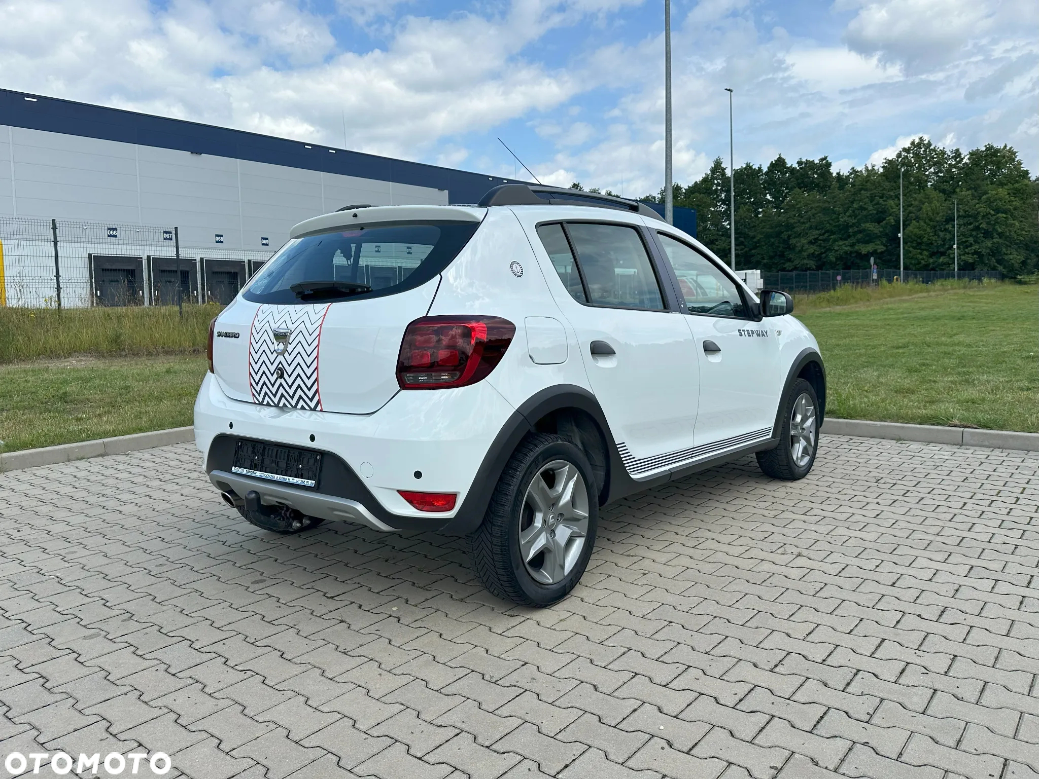 Dacia Sandero Stepway TCe 90 S&S Celebration - 9