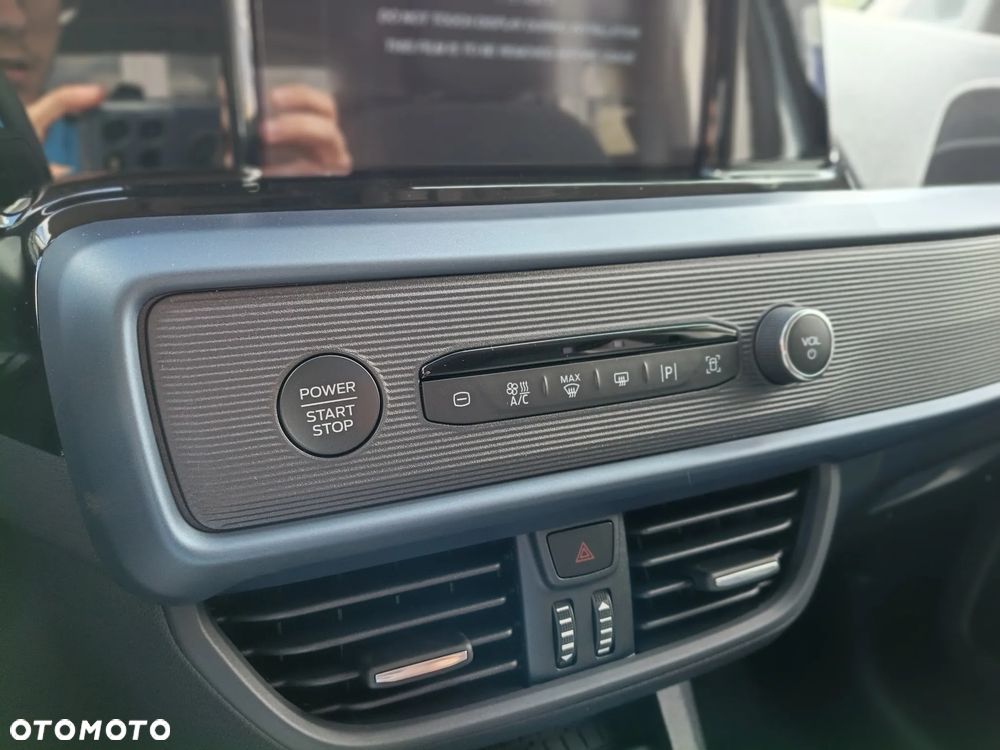 Ford Tourneo Courier 1.0 EcoBoost Active - 27