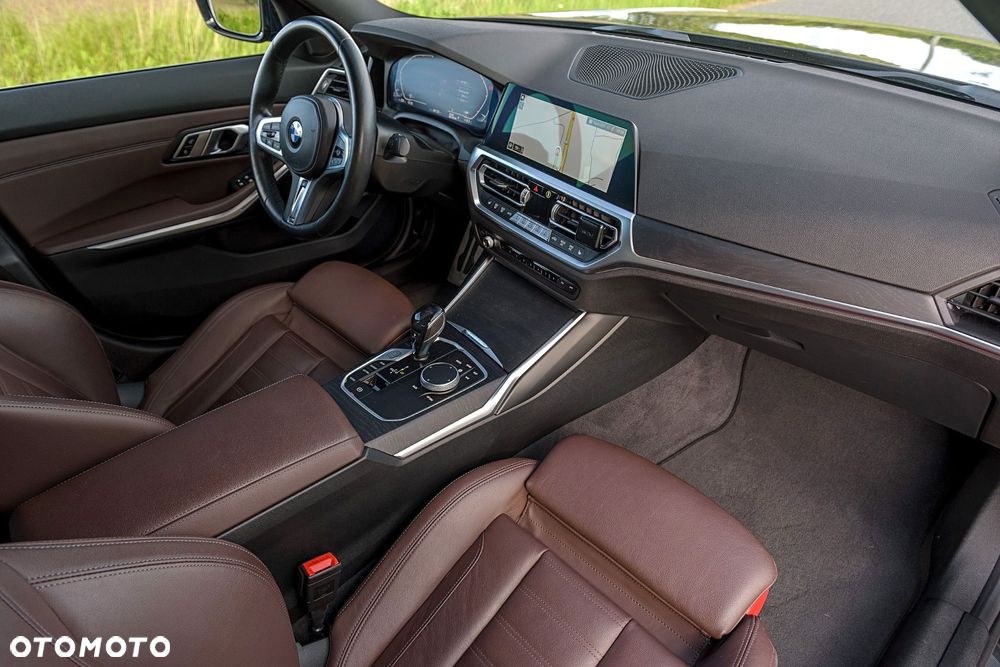 BMW Seria 3 320d xDrive mHEV M Sport - 12