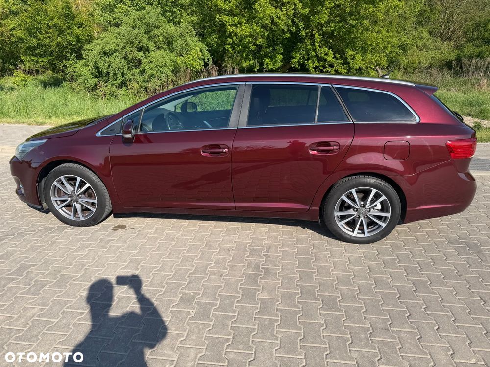 Toyota Avensis - 5