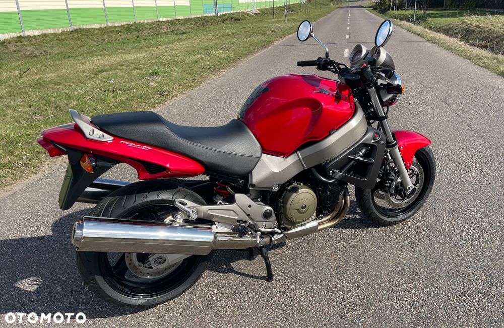 Honda X11 - 2