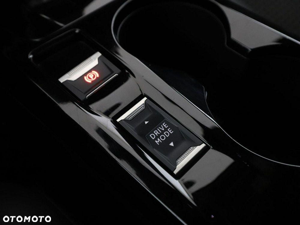 Peugeot 2008 1.2 PureTech GT Line S&S EAT8 - 29