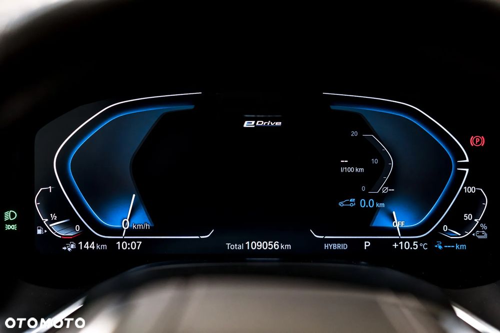 BMW Seria 7 740Li xDrive - 30