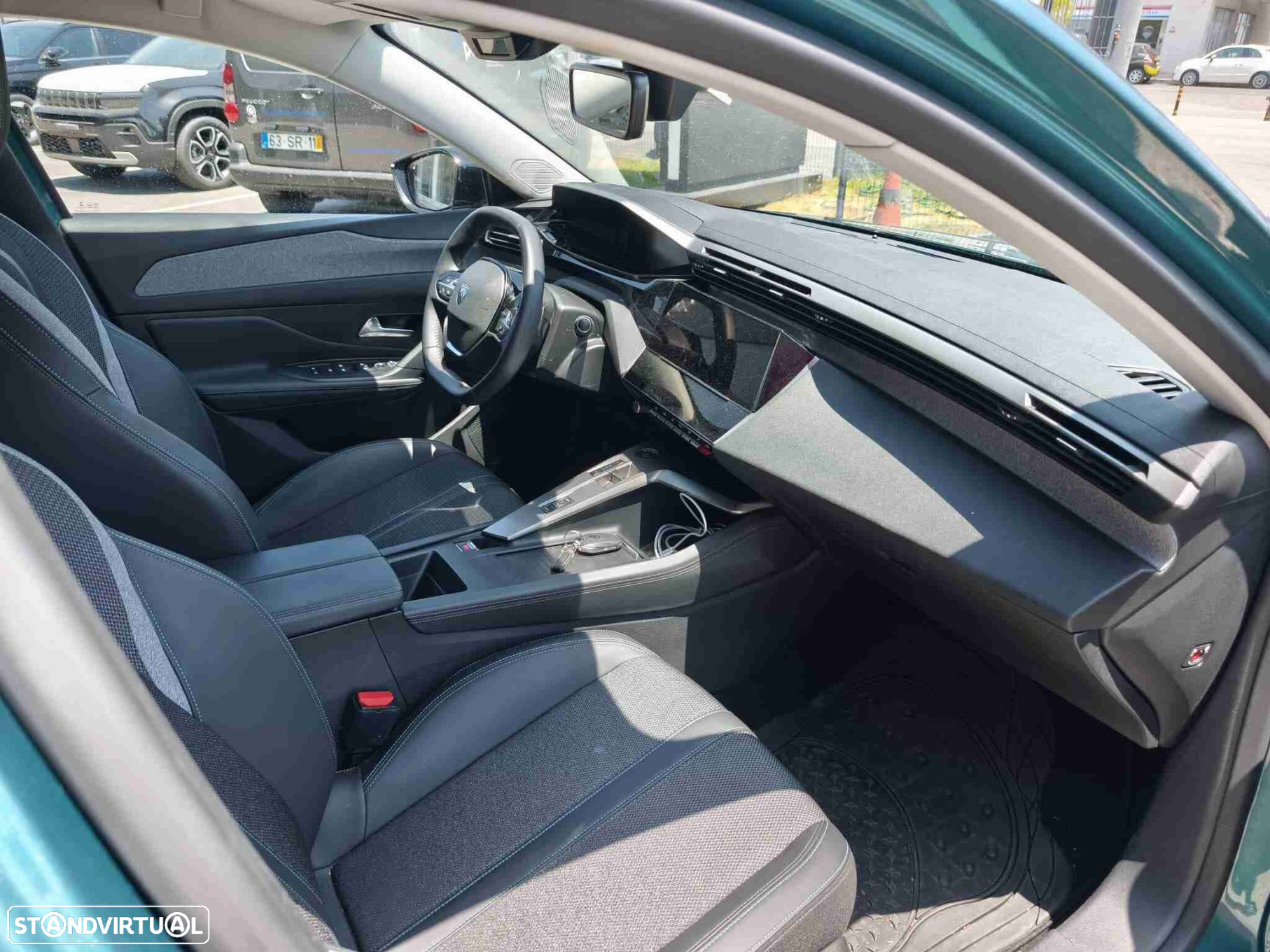 Peugeot 308 SW 1.5 BlueHDi Allure EAT8 - 11