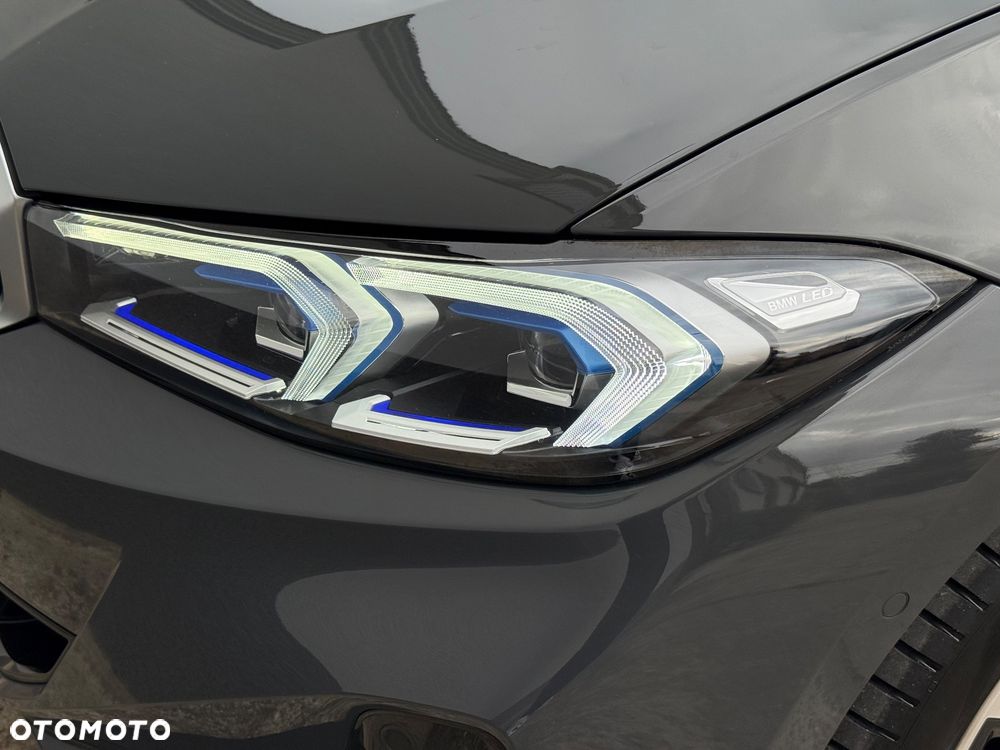 BMW Seria 3 320d xDrive - 10