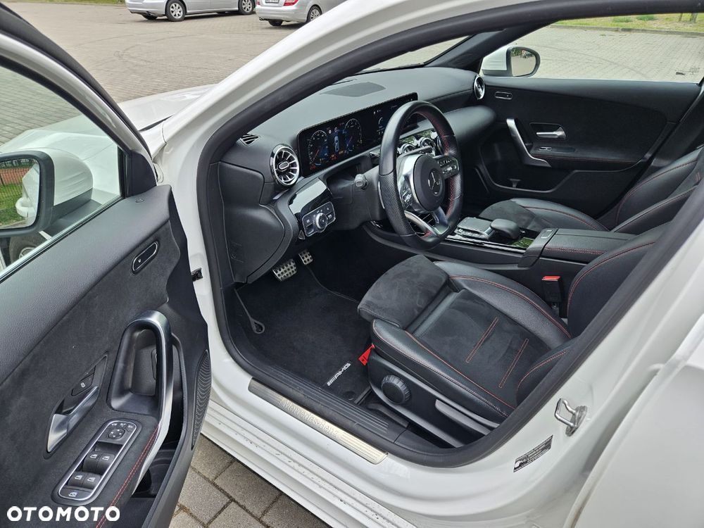 Mercedes-Benz Klasa A 180 AMG Line 7G-DCT - 12