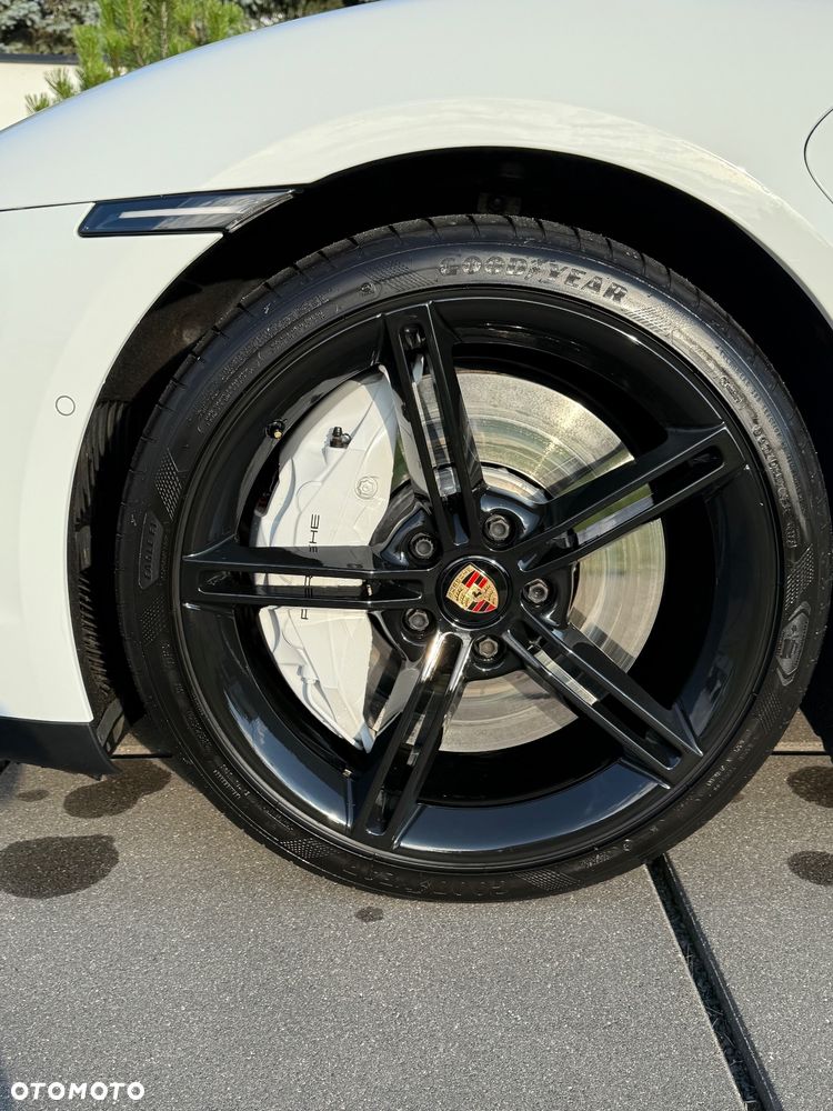 Porsche Taycan 4S Performance Plus - 6