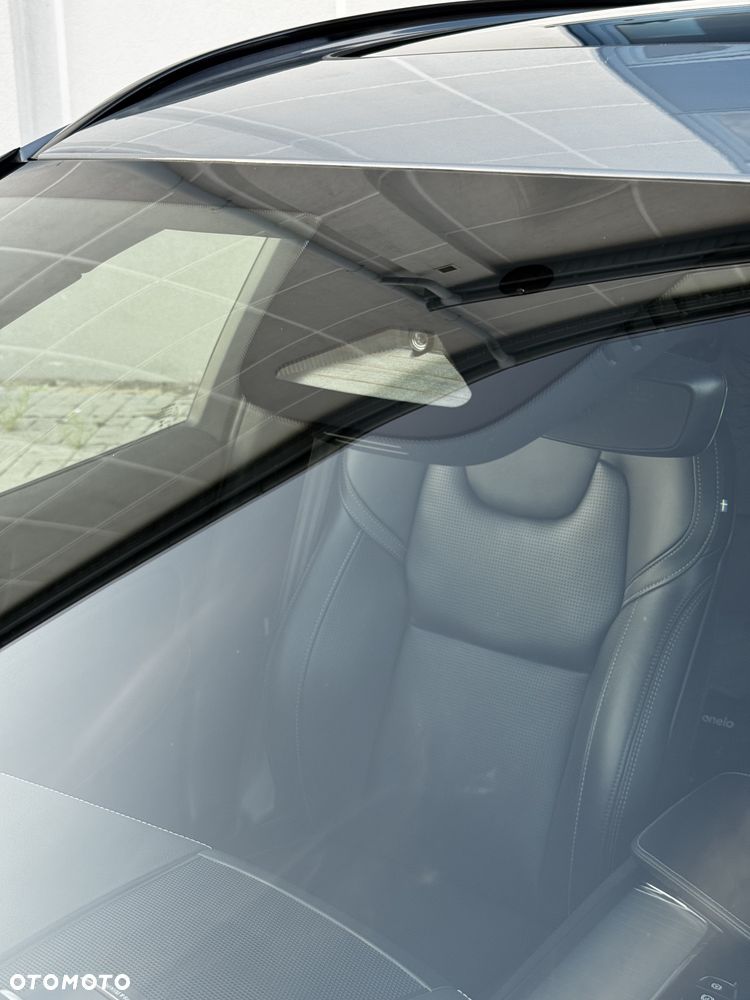 Volvo XC 60 T5 AWD R-Design - 15