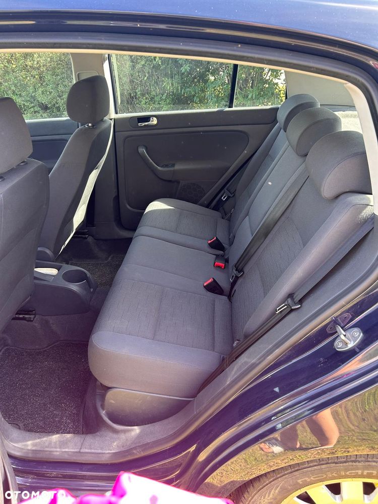Volkswagen Golf Plus - 6