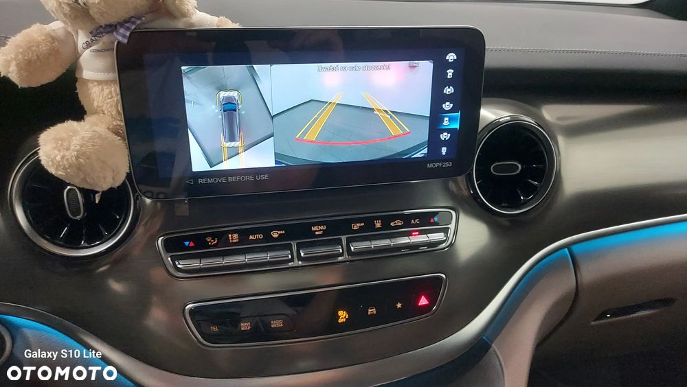 Mercedes-Benz Klasa V 300 d 4-Matic Exclusive 9G-Tronic (d³ugi) - 28