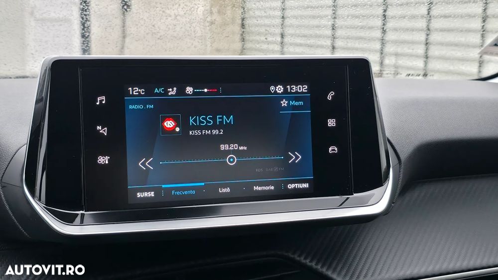 Peugeot 208 1.2 L PureTech STT EAT8 Allure Pack - 25