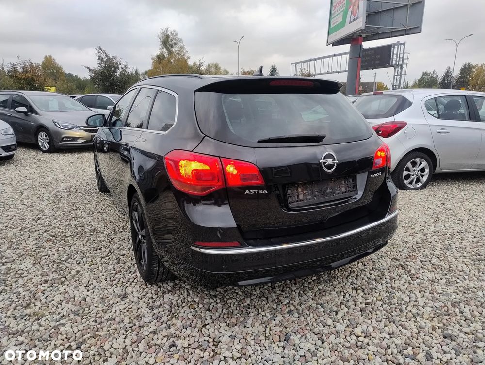 Opel Astra 1.4 T Sport - 3