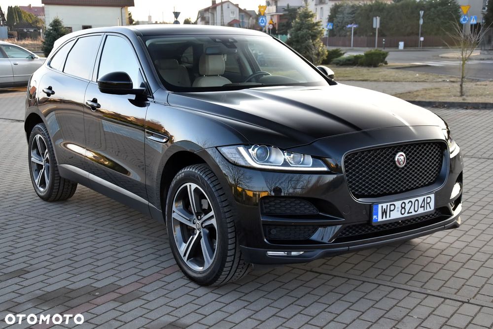Jaguar F-Pace 2.0 i4D AWD R-Sport - 8