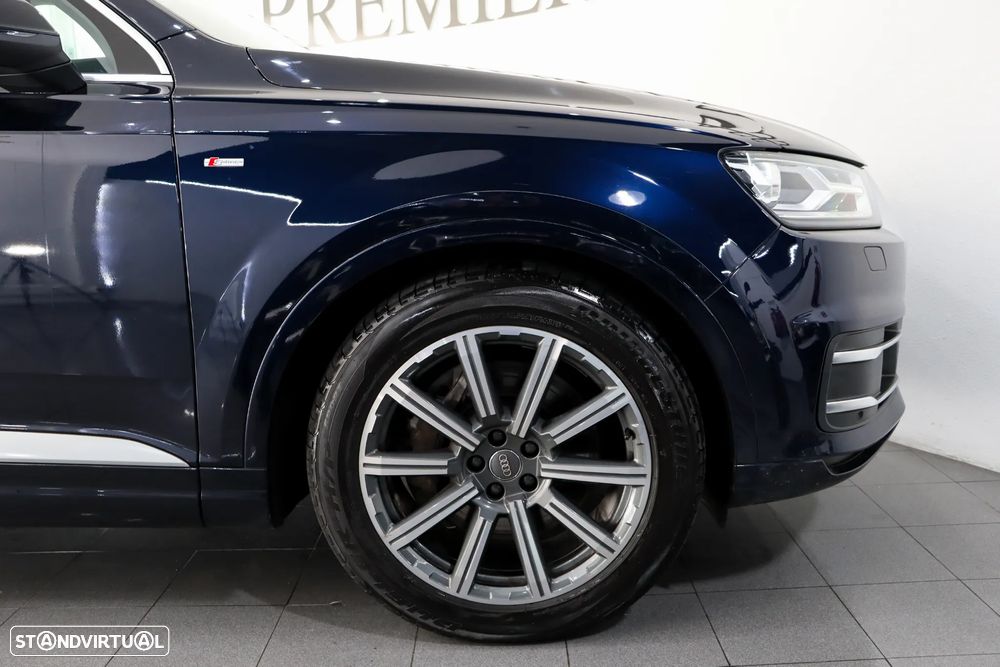 Audi Q7 3.0 TDI quattro S-line Tiptronic 7L - 50