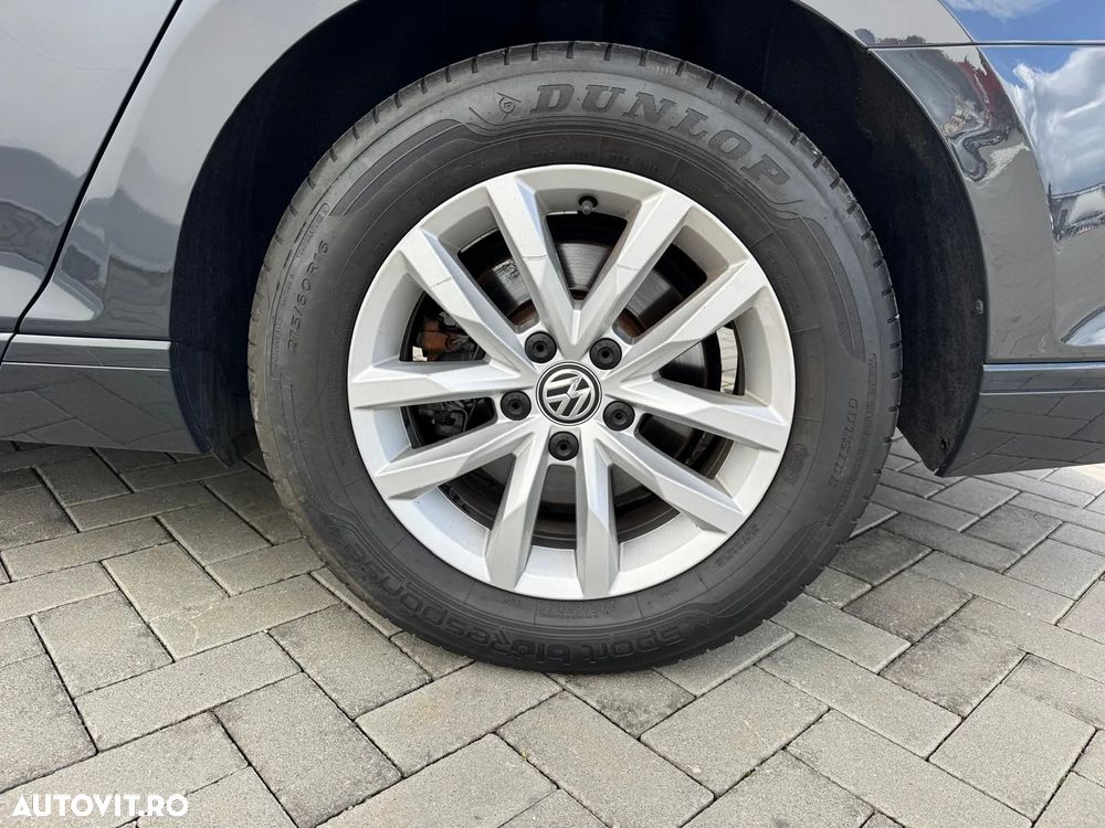 Volkswagen Passat - 6