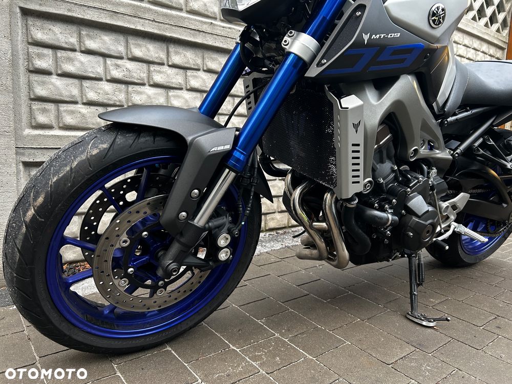 Yamaha MT - 17