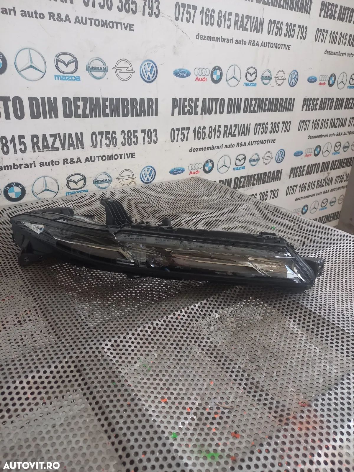 Far Dreapta Swarowsky Bmw Seria 7 An 2022-2023-2024 Original Impecabil Cod 5A9CFB4 - 1