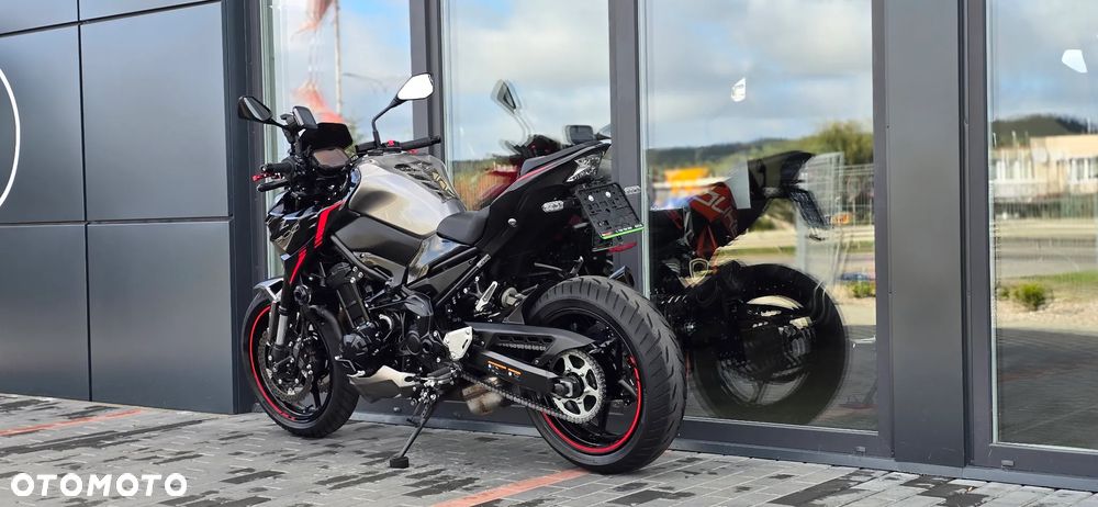 Kawasaki Z 900 - 26
