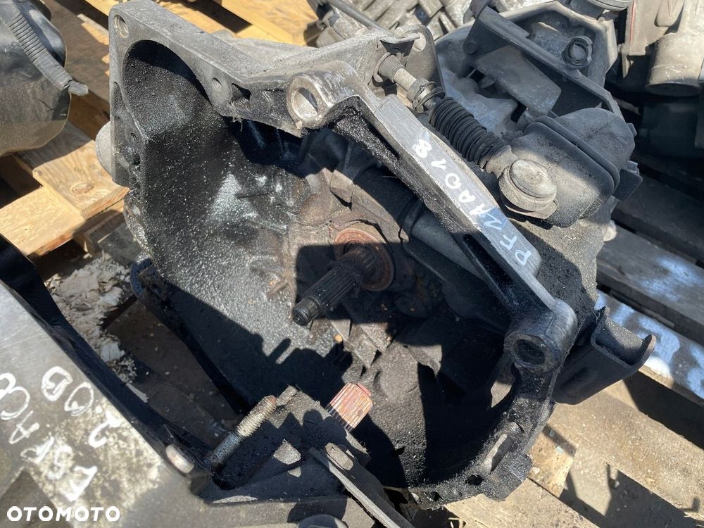 renault master II 2.5 d skrzynia biegów manualna kod- PF1 AA 018 - 4