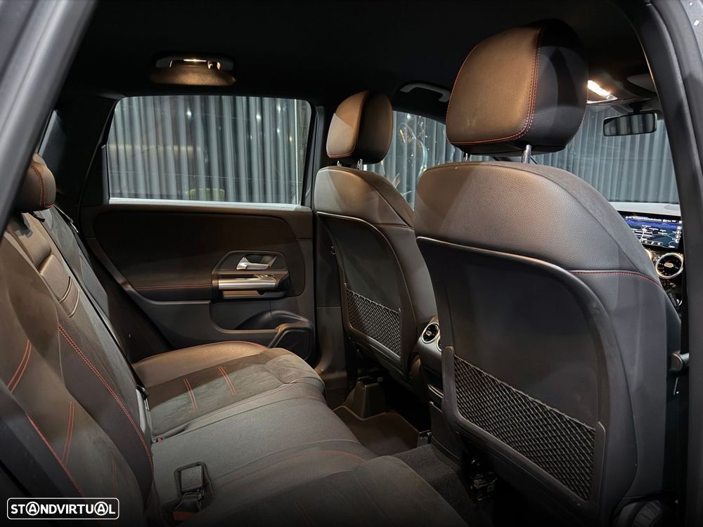 Mercedes-Benz B 180 d AMG Line - 37