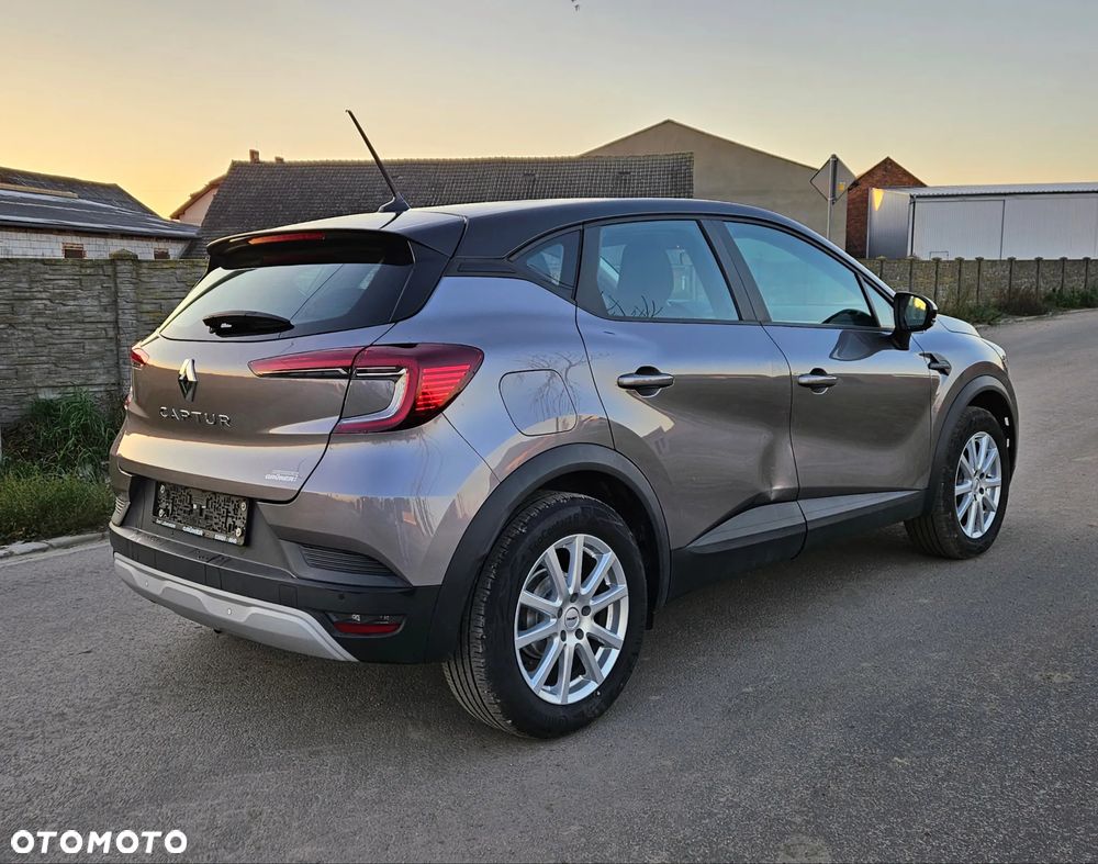 Renault Captur TCe Mild Hybrid 140 TECHNO - 5