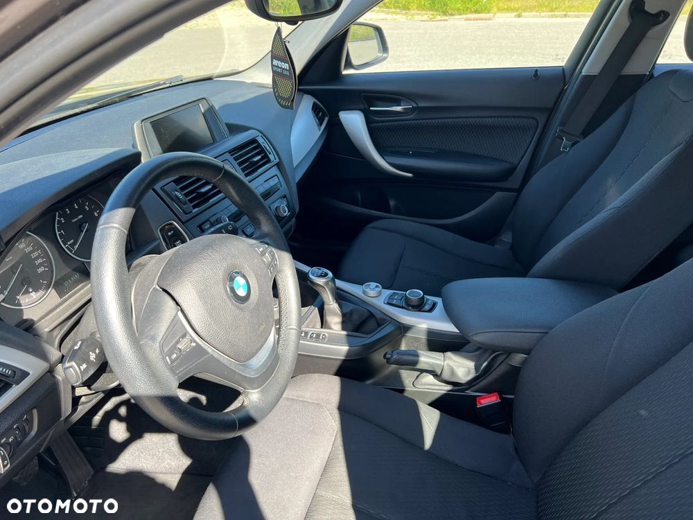 BMW Seria 1 116i - 7