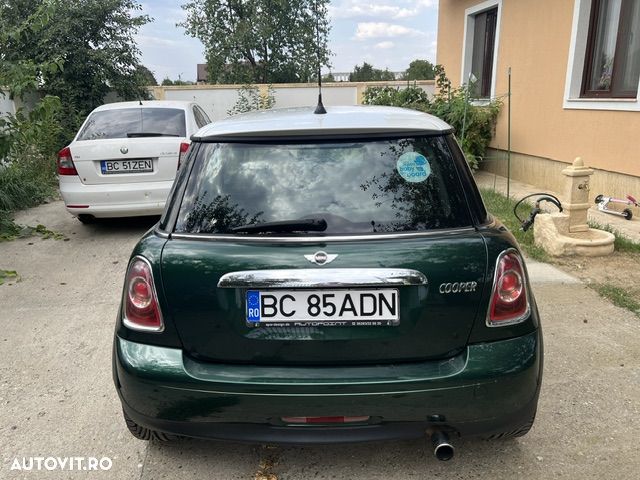 Mini Cooper Standard - 4
