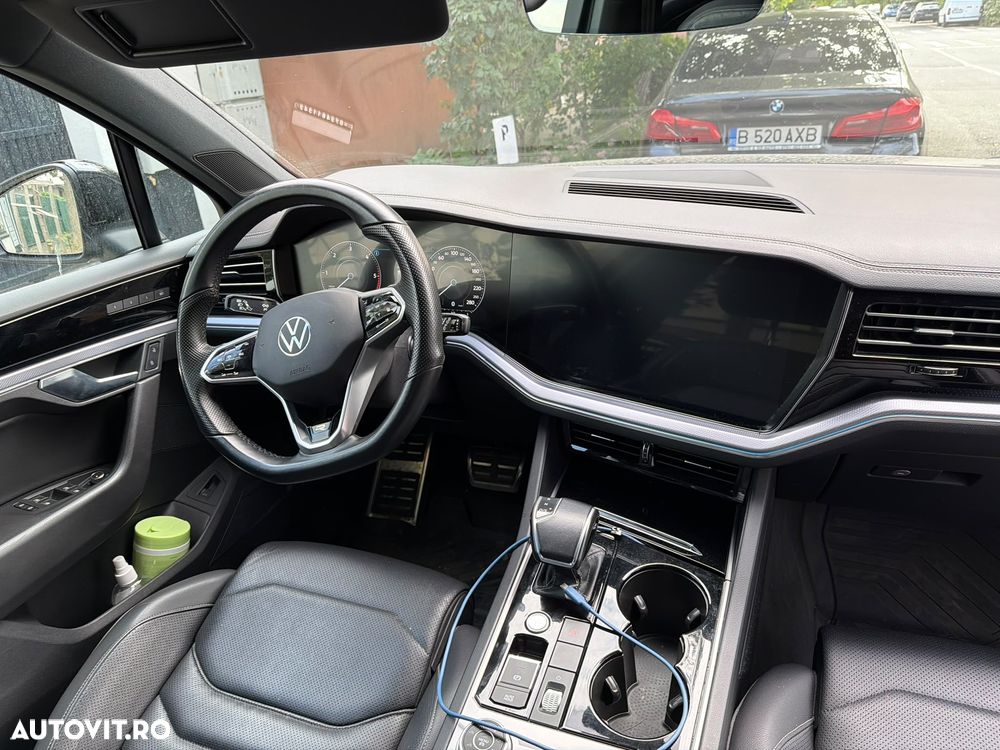 Volkswagen Touareg V6 TDI R-Style - 5