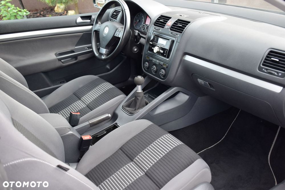 Volkswagen Golf 1.6 United - 12