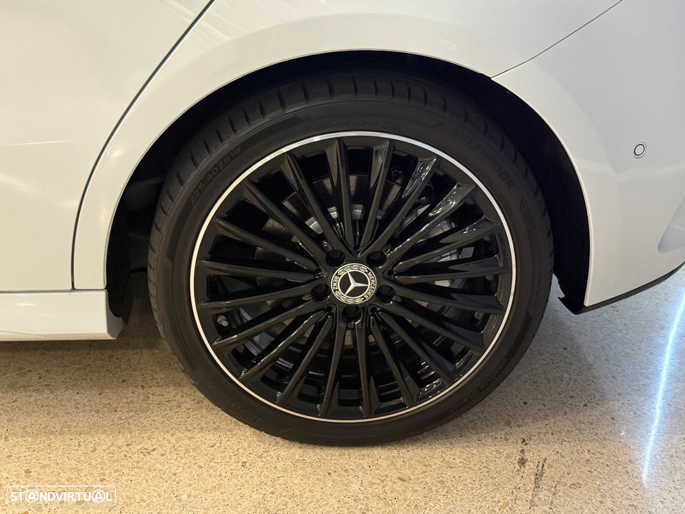 Mercedes-Benz A 250 e 8G-DCT AMG Line Advanced Plus - 10