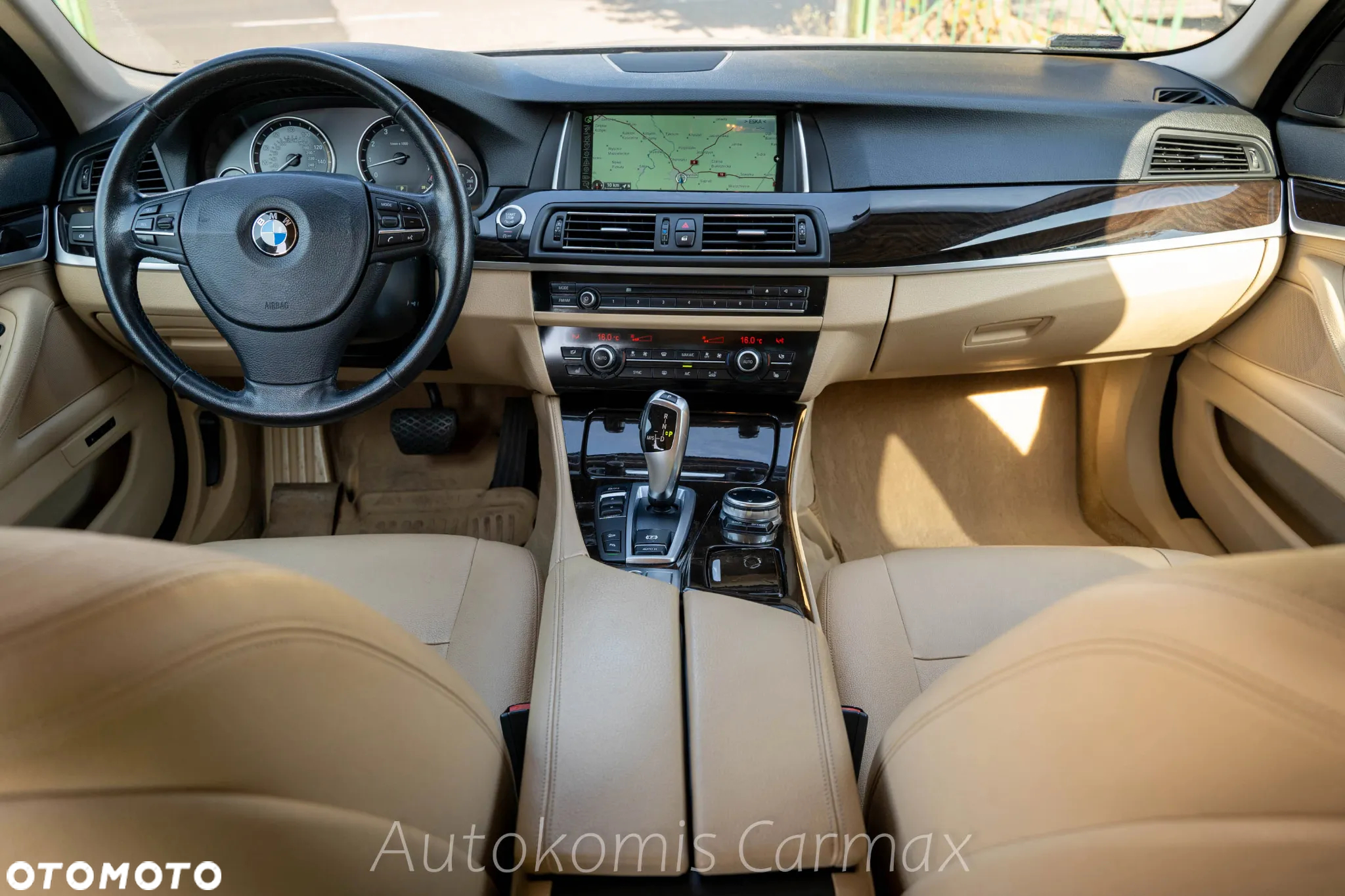 BMW Seria 5 535i xDrive - 15