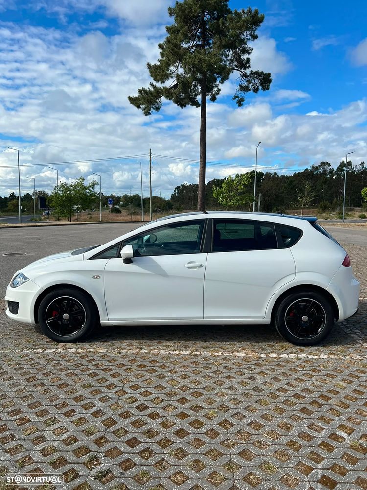 SEAT Leon 1.6 TDI DPF E-Ecomotive Style - 3