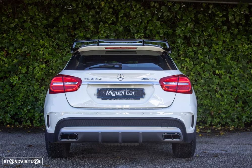 Mercedes-Benz GLA 45 AMG 4-Matic - 9