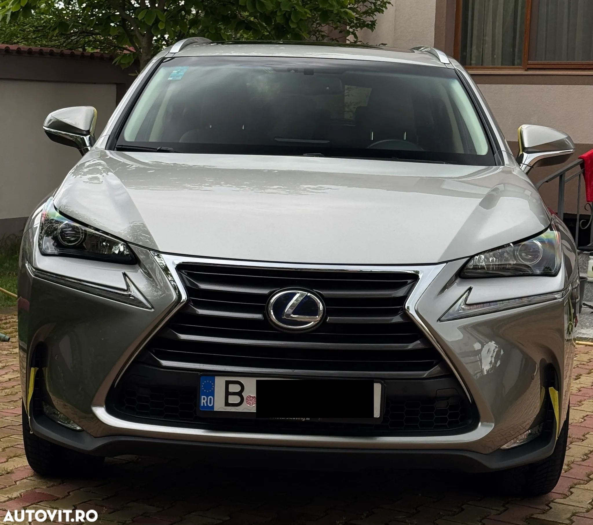 Lexus Seria NX 300h Luxury - 1