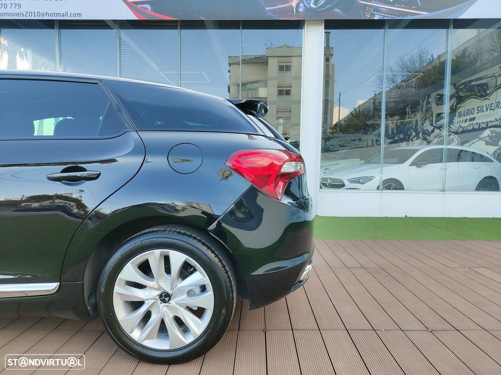 Citroën DS5 1.6 BlueHDi So Chic - 12