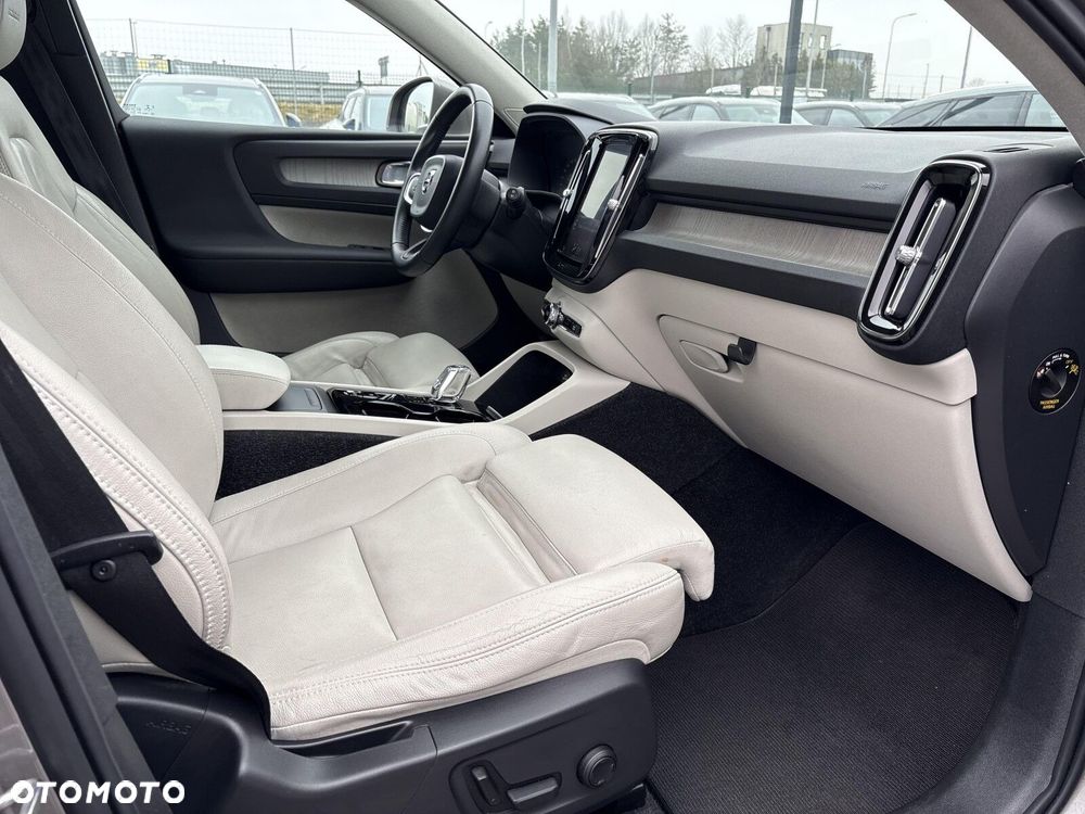 Volvo XC 40 T3 Inscription - 9