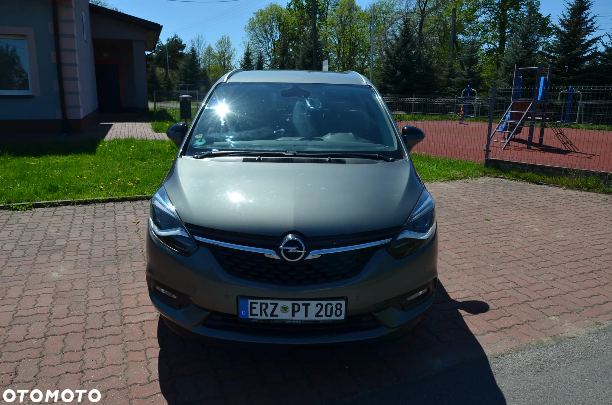 Opel Zafira 1.6 CDTI Elite S&S - 4