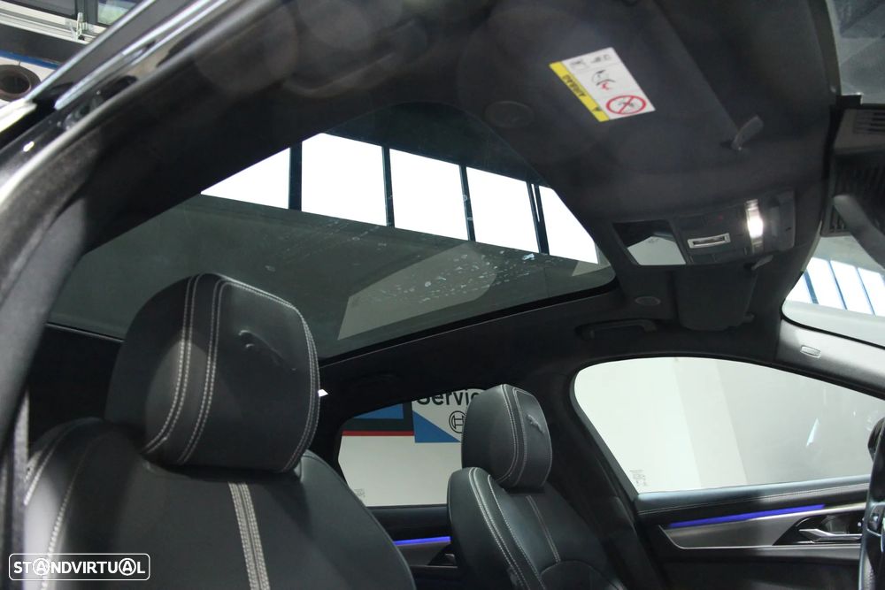 Jaguar F-Pace 2.0 P400e AWD R-Dynamic S - 10